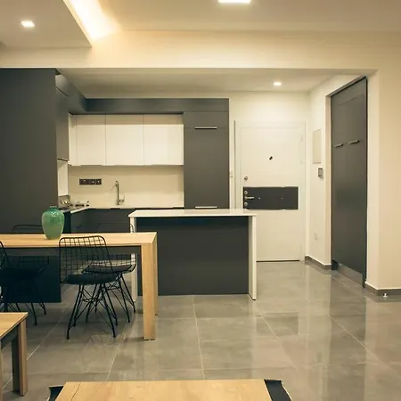 Charming Flat Close To The Beach With Shared Pool And Balcony With Pool View In Iskele, Cyprus Apartman Ájosz Jeórjosz