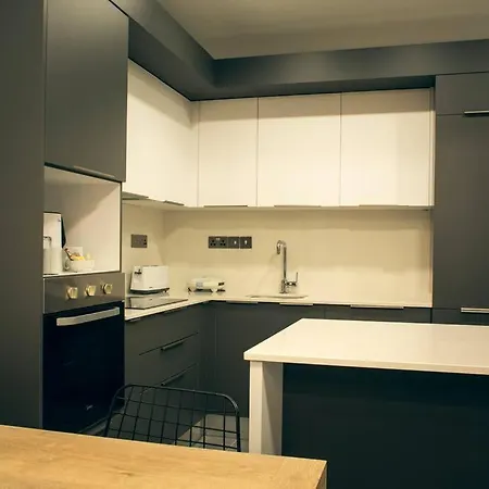 Charming Flat Close To The Beach With Shared Pool And Balcony With Pool View In Iskele, Cyprus